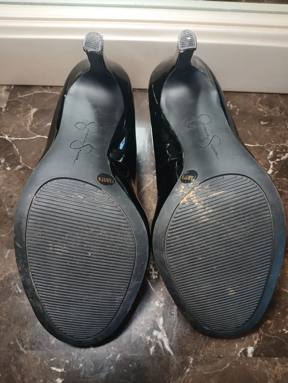 Jessica Simpson Black Patent Round Toe Heels